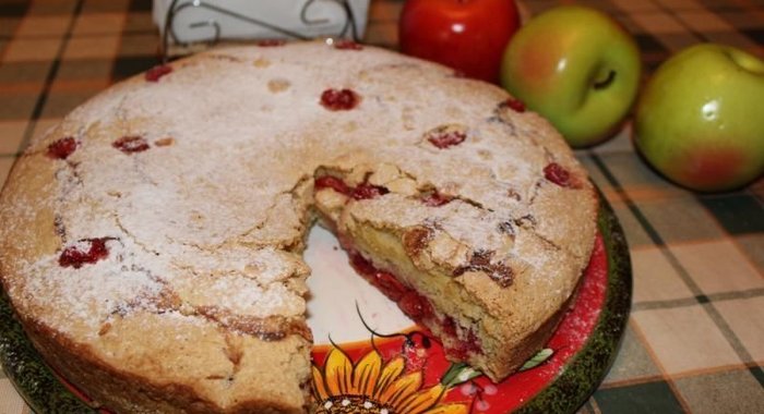 вишневая шарлотка с вишней в духовке