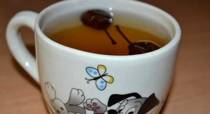 Компот из сухофруктов для ребенка