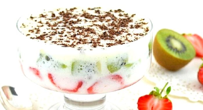 Фрукты в зефирном креме