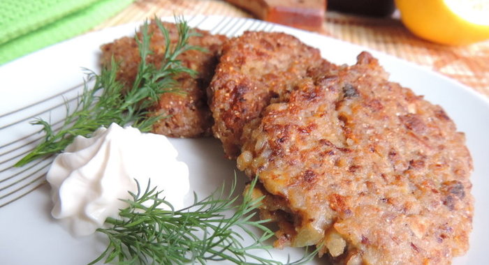 Гречневые оладьи с грибами