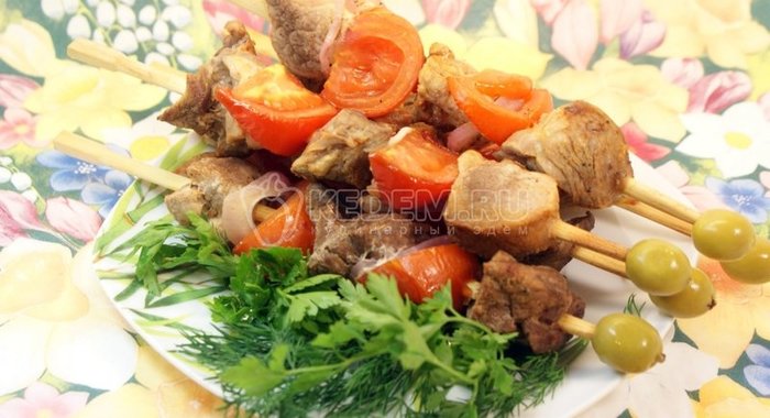 Шашлычки с помидорками в лимонном маринаде