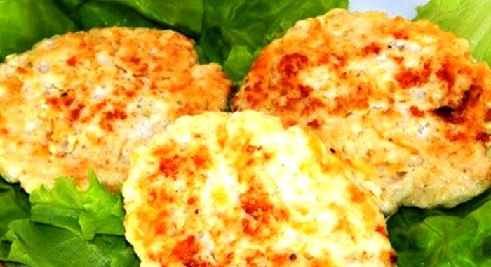 Куриные котлеты с яблоком