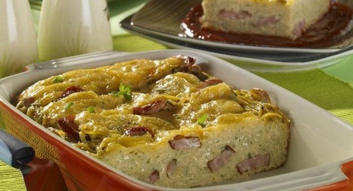 Запеканка из макарон с колбасой