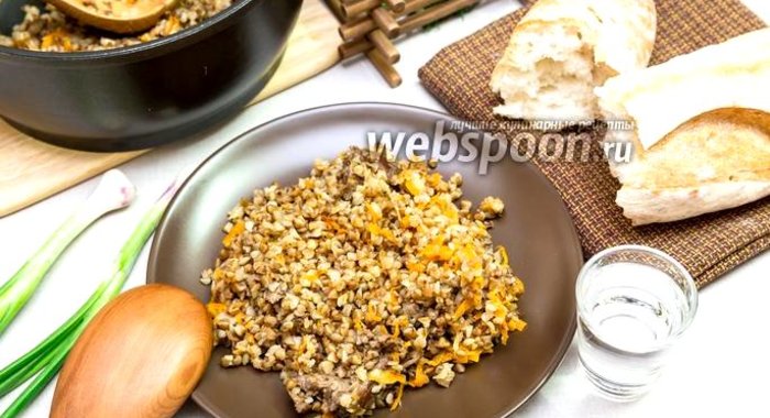 Гречневая каша с тушёнкой