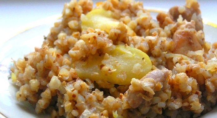 Гречневая каша с курицей