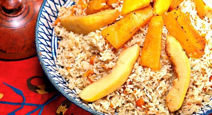 Плов с тыквой и айвой