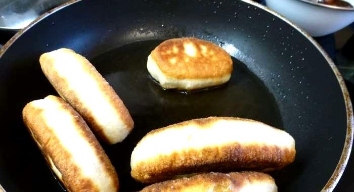 Пирожки за 5 минут на сковороде