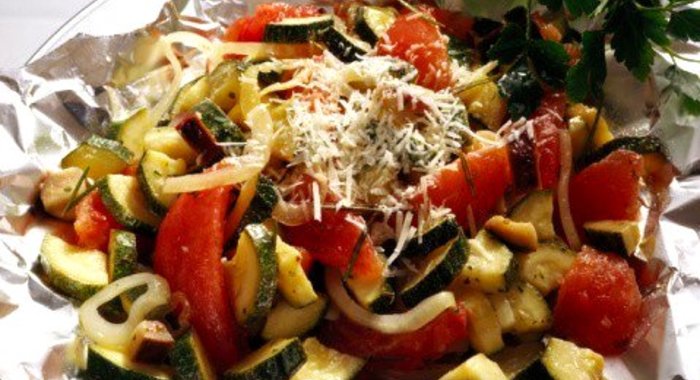 Рататуй с чоризо и ветчиной