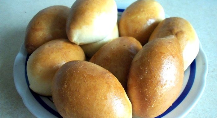 Печеные пирожки с мясом