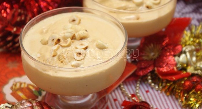 Новогодний десерт-мороженое «Крем-брюле»