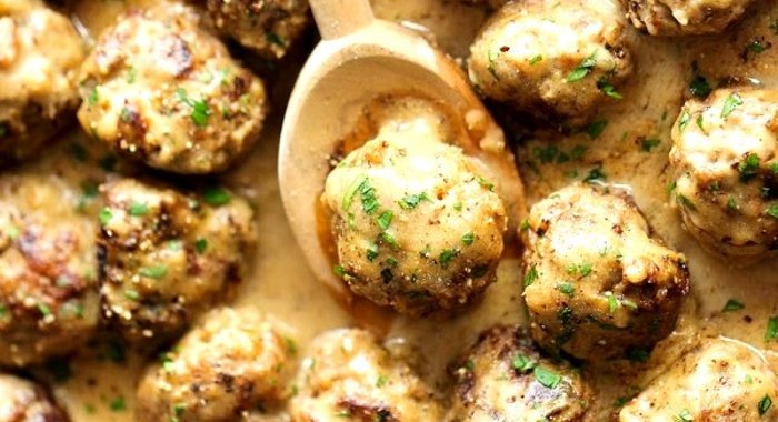 Тефтели в белом соусе