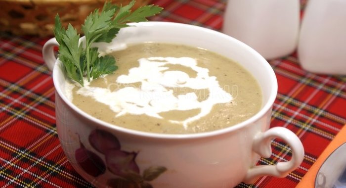 Сливочный суп-пюре из цуккини