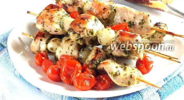 Куриный шашлык в духовке на шпажках