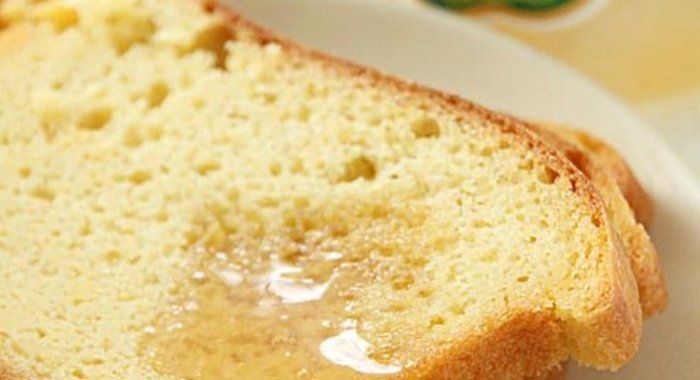 Португальский кукурузный хлеб