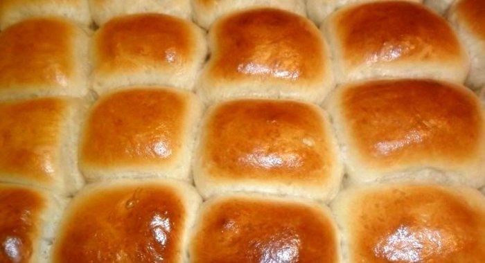 Пирожки со сливовым повидлом