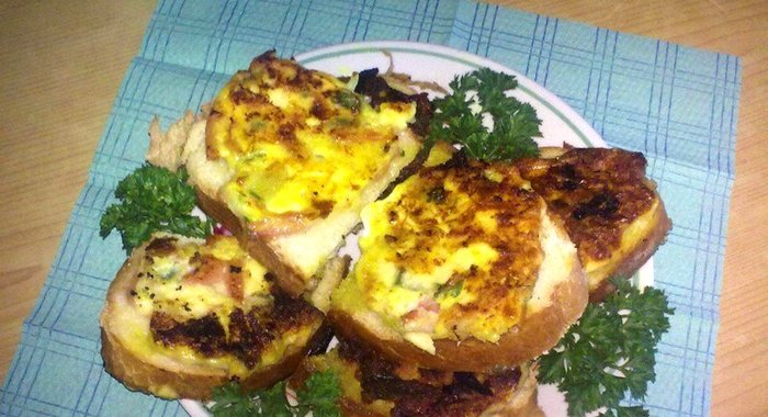 Горячие бутерброды Сытный завтрак