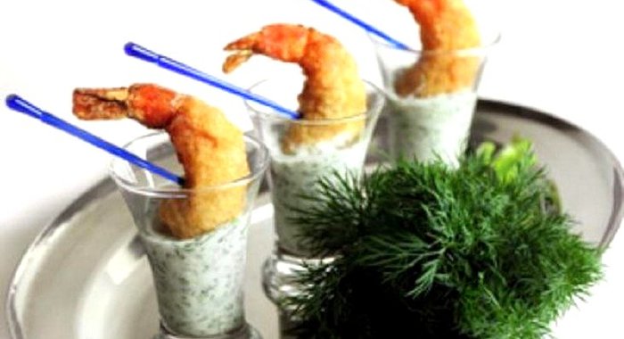 Хрустящие креветки в йогуртовом соусе