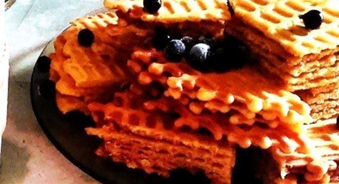 Ванильно-медовое вафельное пирожное