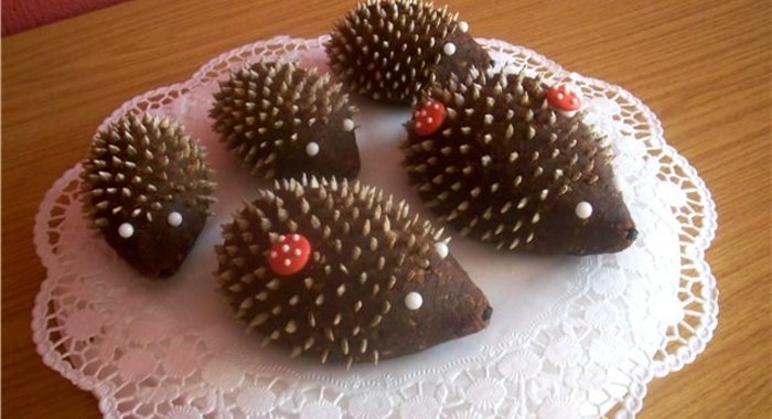 Пирожное Картошка в виде ежика