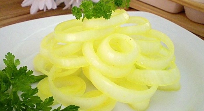Лук, маринованный к шашлыку