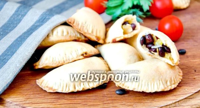 Пирожки из песочного теста с овощами