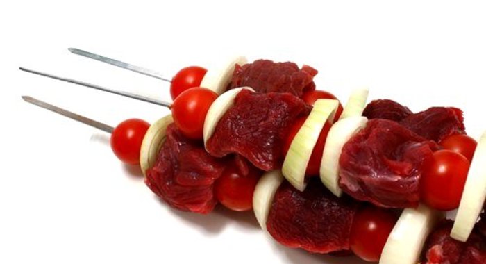 Детские шашлыки из говядины с черри