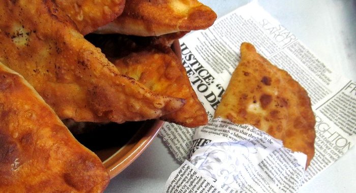 Чебуреки на кислом молоке