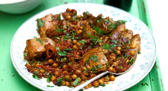 Рагу из индейки в испанском стиле