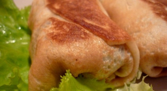 Блины с куриной начинкой