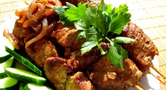 Шашлык на сковороде из свинины
