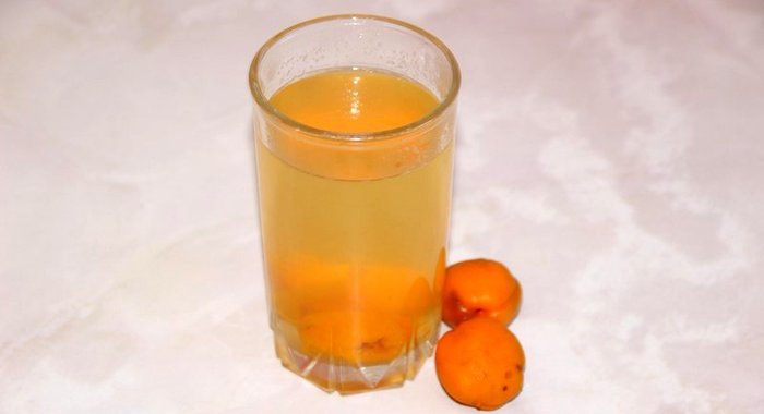 Компот из абрикосов