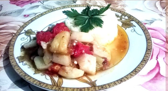 Овощное рагу с кус-кусом в мультиварке