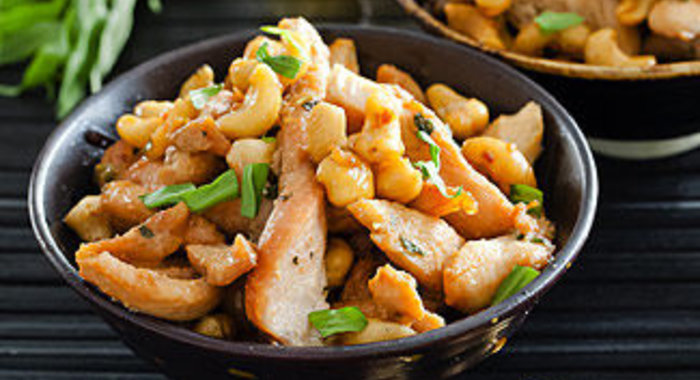 Куриное филе в тархунном маринаде в мультиварке