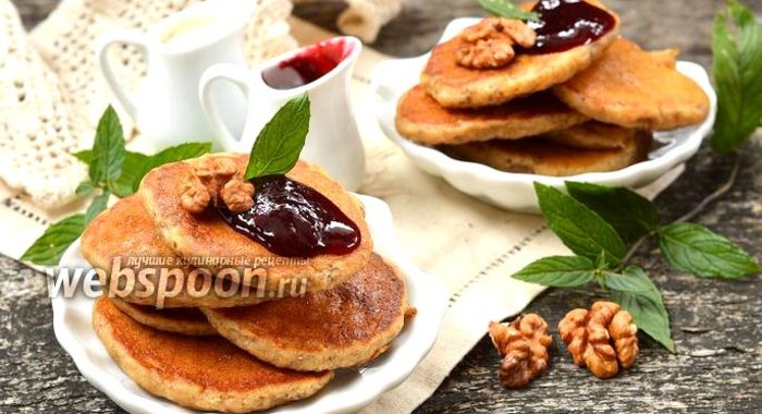 Дрожжевые оладьи с орехами