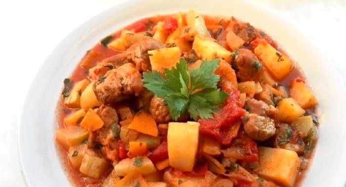 Рагу из свинины с овощами