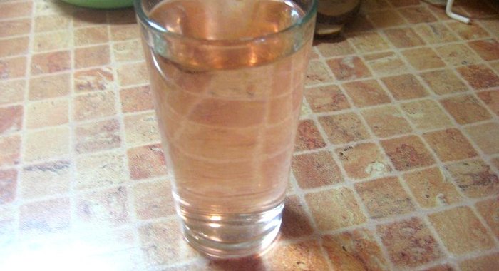 Абрикосовый компот консервированный