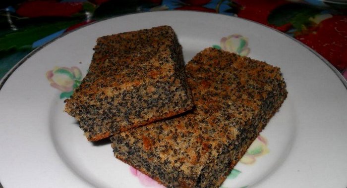 Маковые пирожные