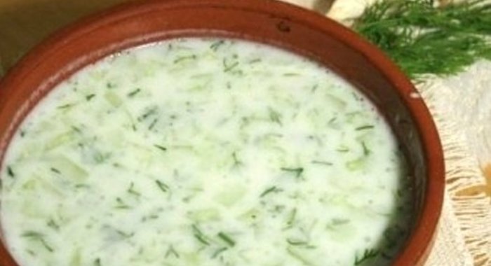 Таратор с огурцами и йогуртом