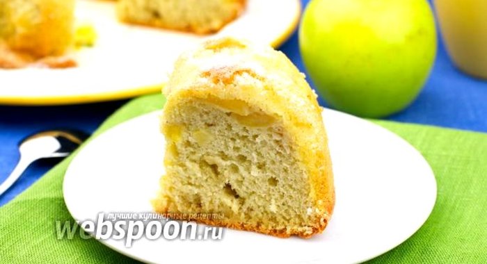 Шарлотка с яблоками