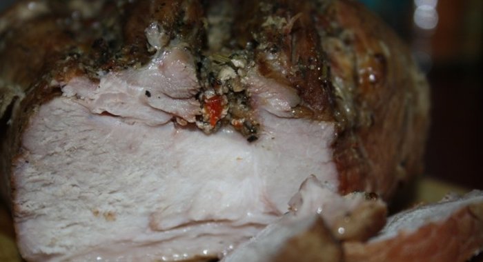 Запеченный свиной окорок Бутербродный