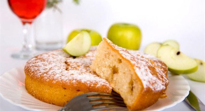 Яблочный пирог простой