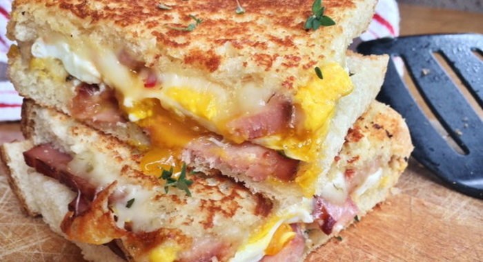 Бутерброды с яйцом и ветчиной