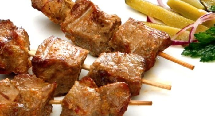 Шашлык из свинины с кефиром и луком