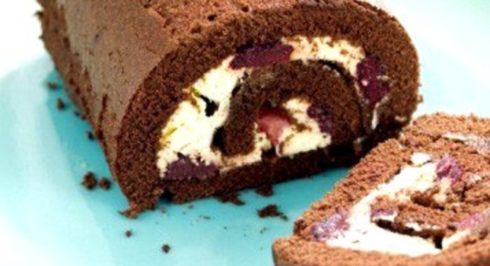 Рулет с вишней по‑немецки