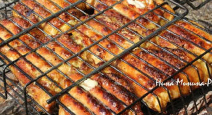 Шашлык из куриных бедер с соевым соусом Kikkoman, карри и имбирём