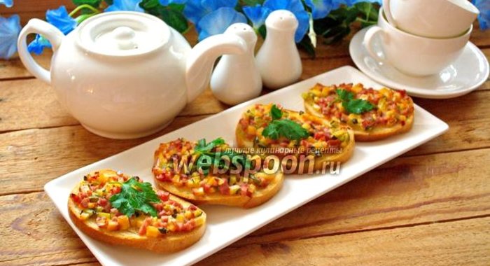 Горячие бутерброды с колбасным сыром