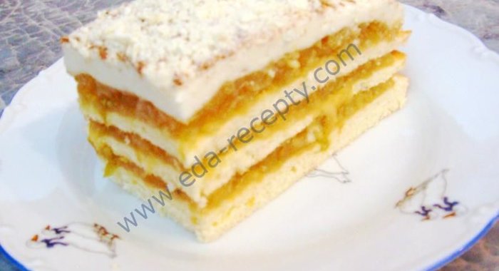 Яблочно-пудинговое пирожное пляцок