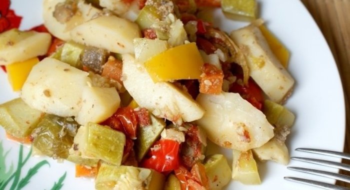 Овощное рагу в мультиварке