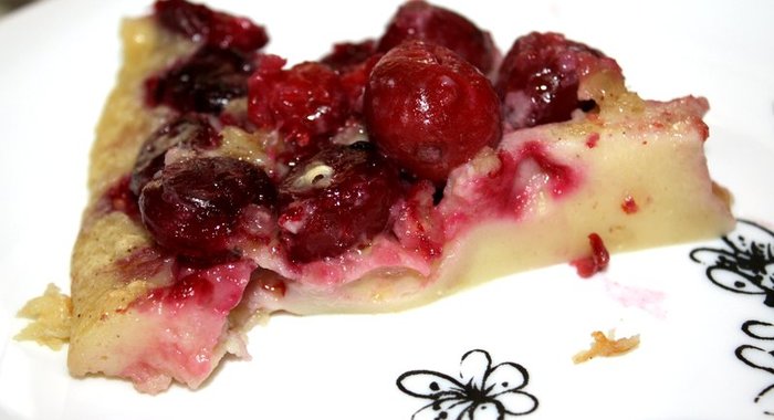 Клафутти с вишней