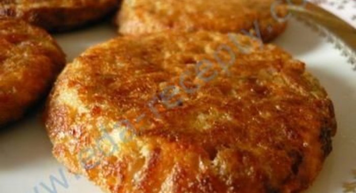 Оладьи из чёрствого хлеба